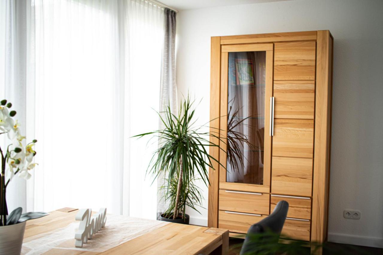 Ferienwohnung Am Schlosspark Ebersdorf  エクステリア 写真